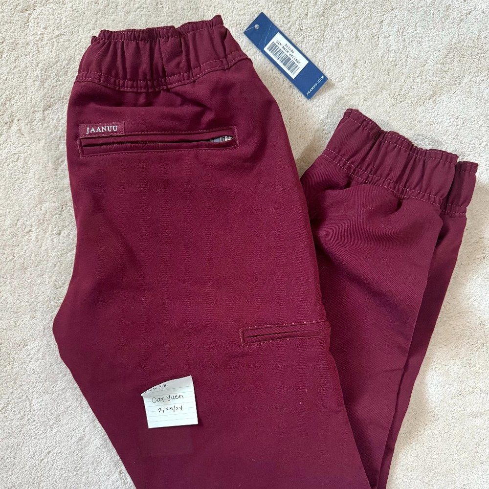 NWT XXS/PETITE JAANUU SCRUB JOGGER - BURGUNDY